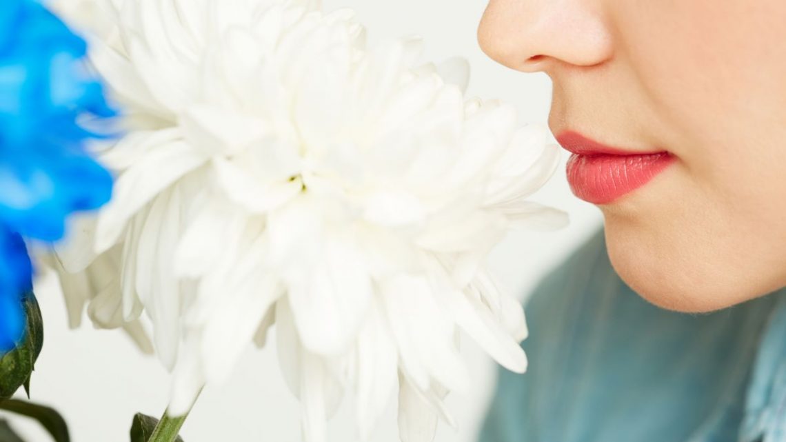 Comment refaire son nez sans chirurgie par des injections ?